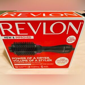 Revlon One-Step Hair Dryer and Styler - Black and Pink